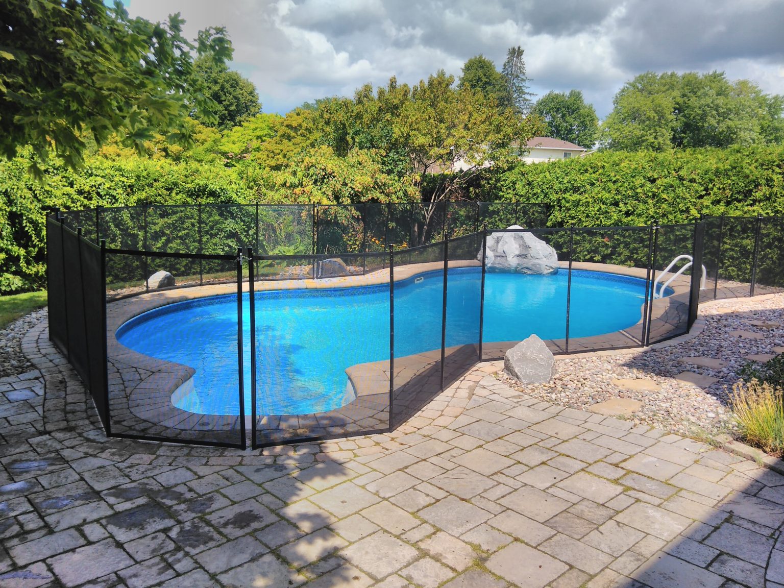 Removable Pool Fencing - Pool Builders Ltd.